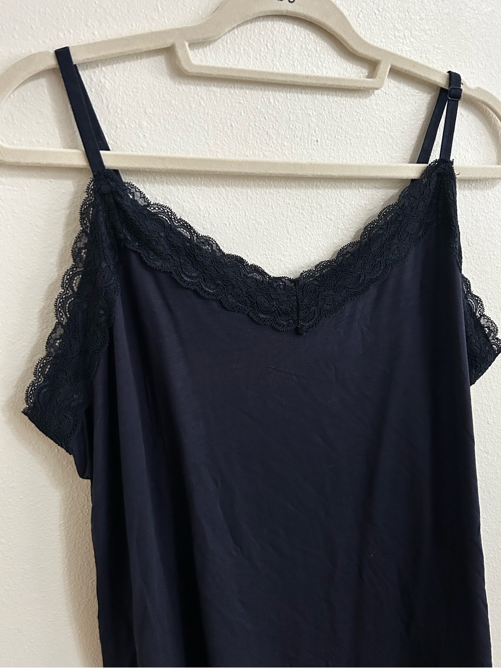 NWT Lane Bryant navy blue lace detail cami tank top - Picture 4 of 6